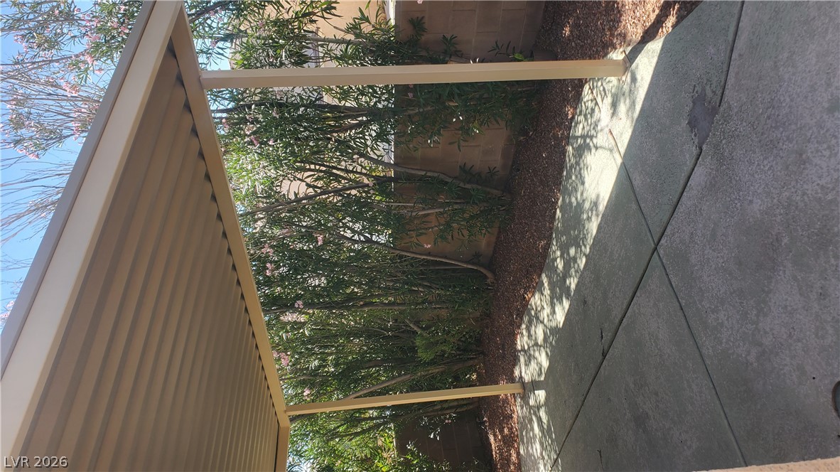 5319 Railroad Spikes Street Property Photo 4