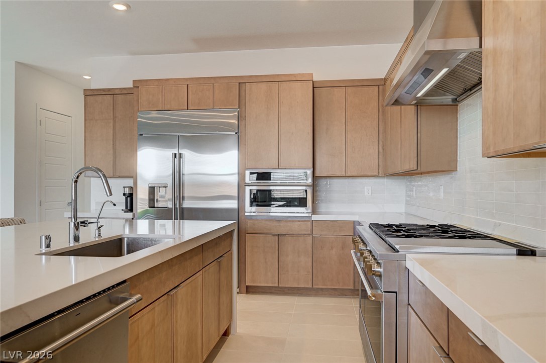 10022 Decano Ridge Street Property Photo 7