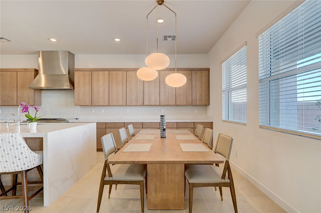 10022 Decano Ridge Street Property Photo 11