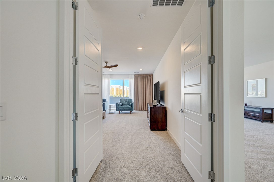 10022 Decano Ridge Street Property Photo 20