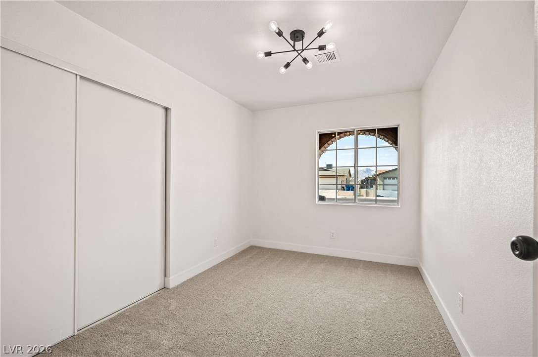544 East Rolly Street Property Photo 12