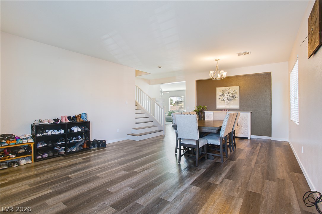5520 Oatfield Street Property Photo 8