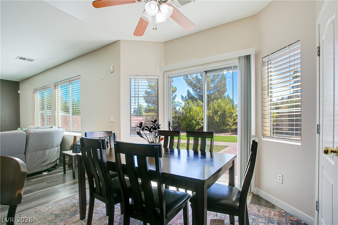 5520 Oatfield Street Property Photo 14