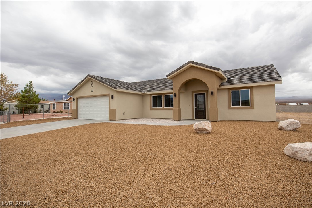 3925 North Mayfield Ranch Road Property Photo 3