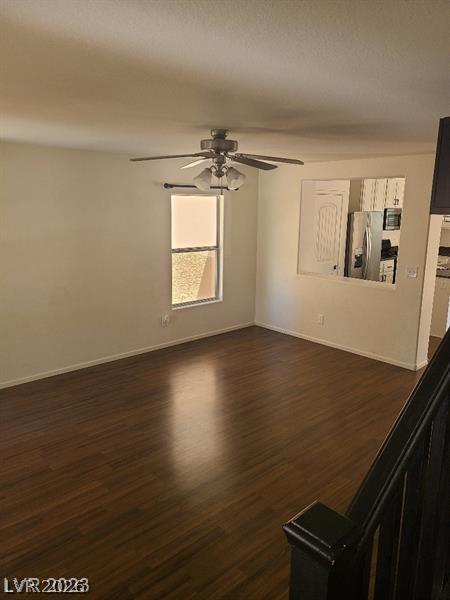 4739 Golden Shimmer Avenue Property Photo 6