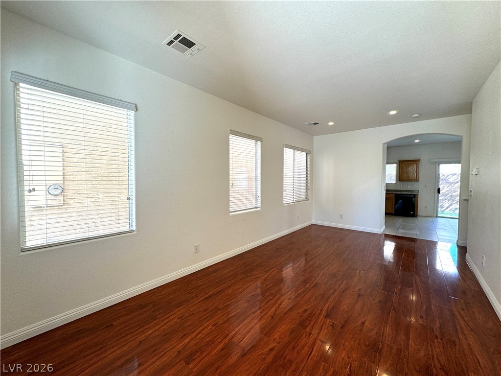 5872 Sakhalin Avenue Property Photo 3