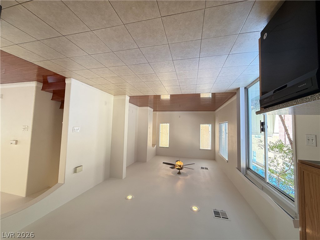 5872 Sakhalin Avenue Property Photo 7
