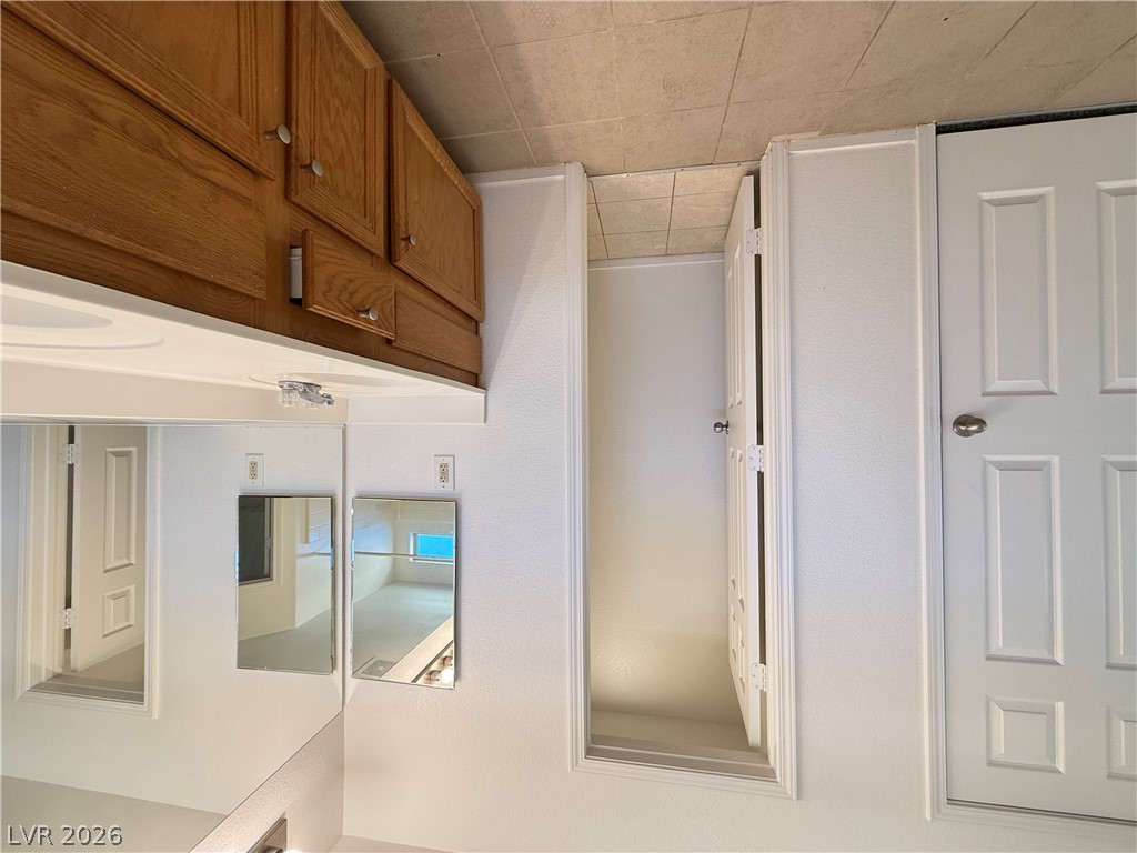 5872 Sakhalin Avenue Property Photo 16