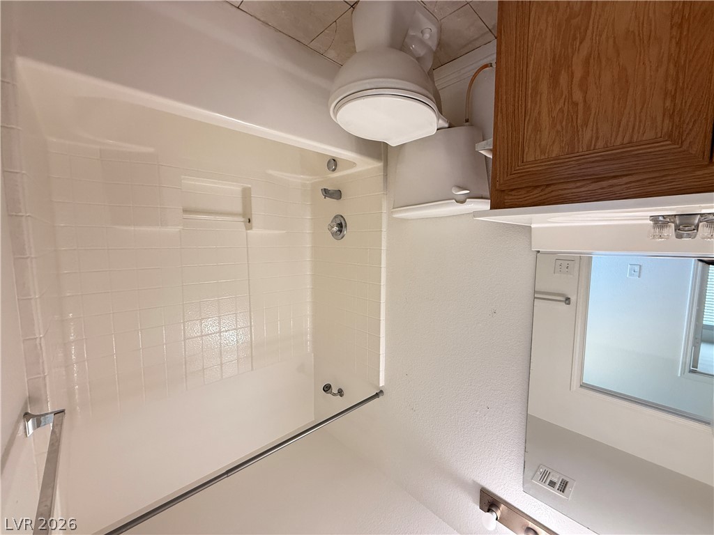 5872 Sakhalin Avenue Property Photo 22