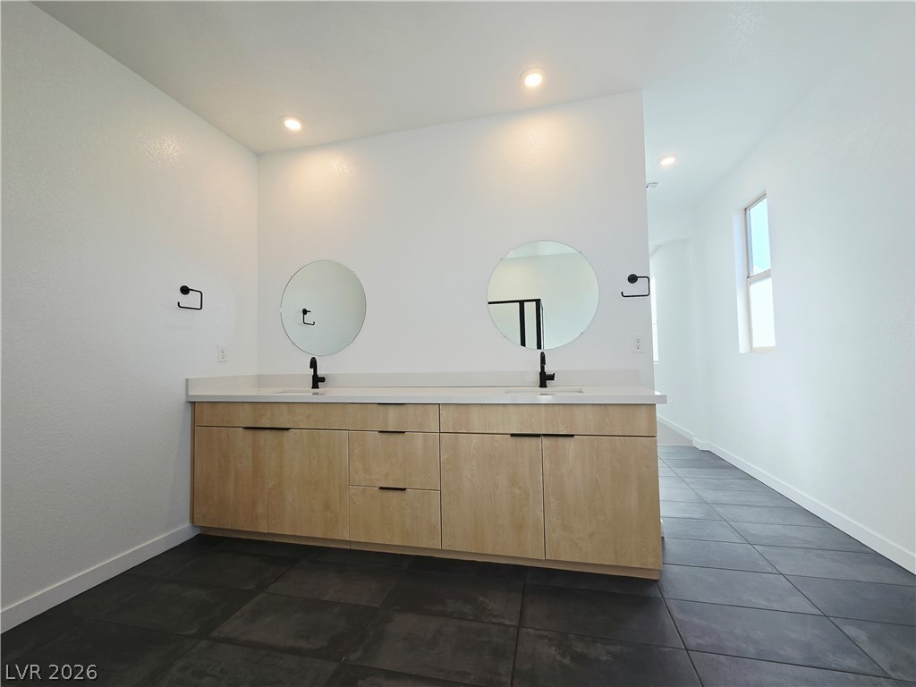 2521 Spergola Street Property Photo 31