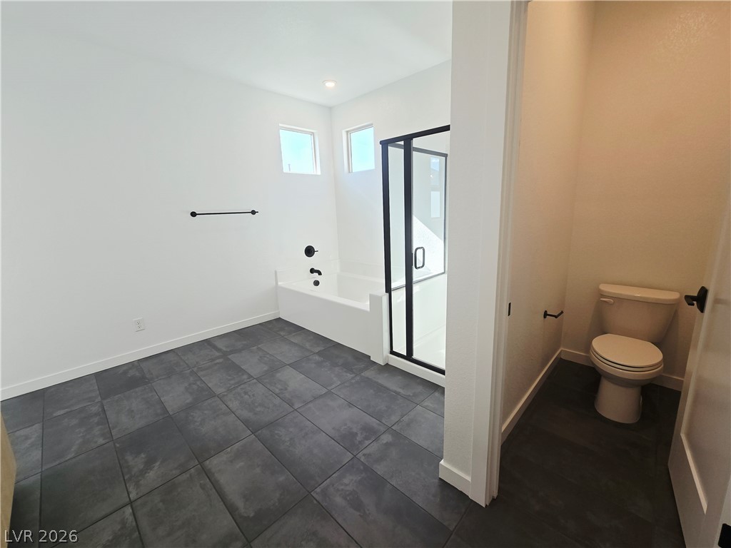 2521 Spergola Street Property Photo 32