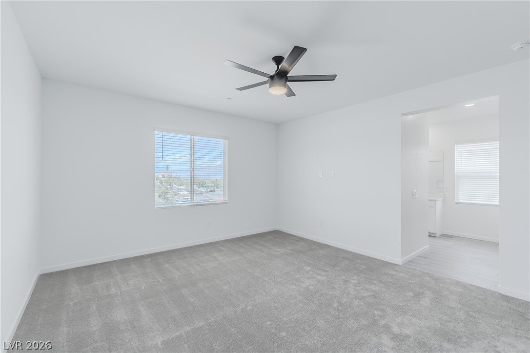 9934 Kimura Hills Avenue Property Photo 15