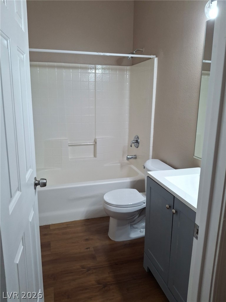 4002 Champagne Wood Drive Property Photo 17