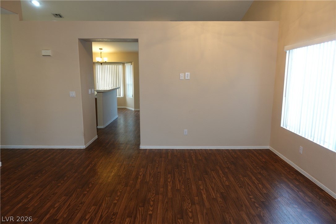 715 Seclusion Glen Avenue Property Photo 4