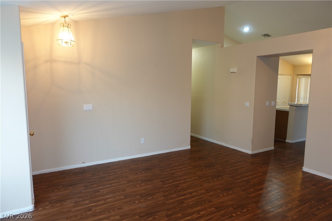 715 Seclusion Glen Avenue Property Photo 5