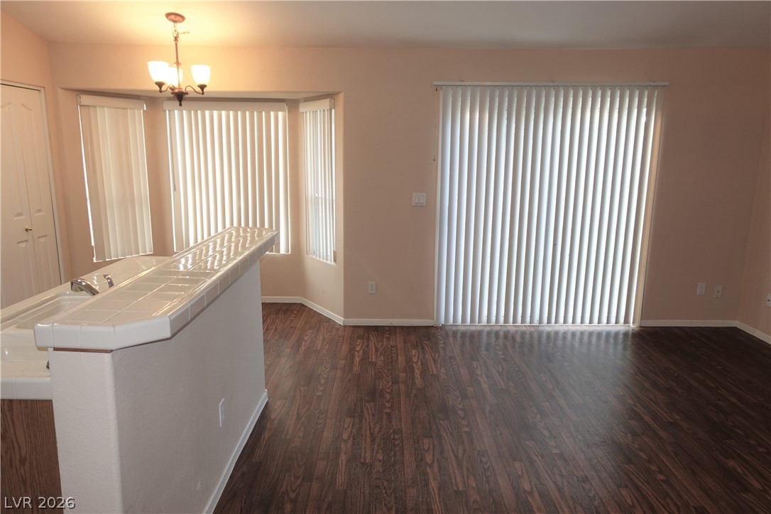 715 Seclusion Glen Avenue Property Photo 9