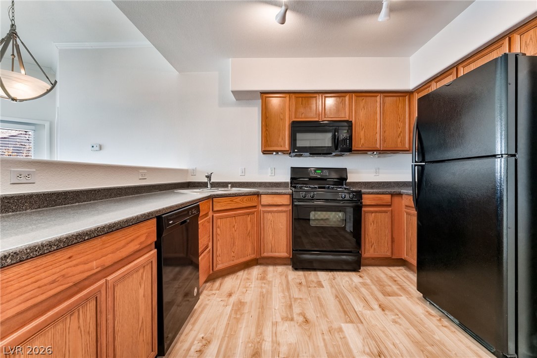 9303 West Gilcrease Avenue 2189 Property Photo 13