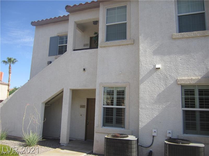 50 Aura De Blanco Street 4103 Property Photo 4