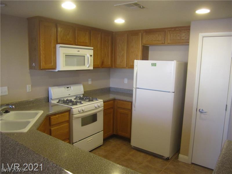 50 Aura De Blanco Street 4103 Property Photo 10