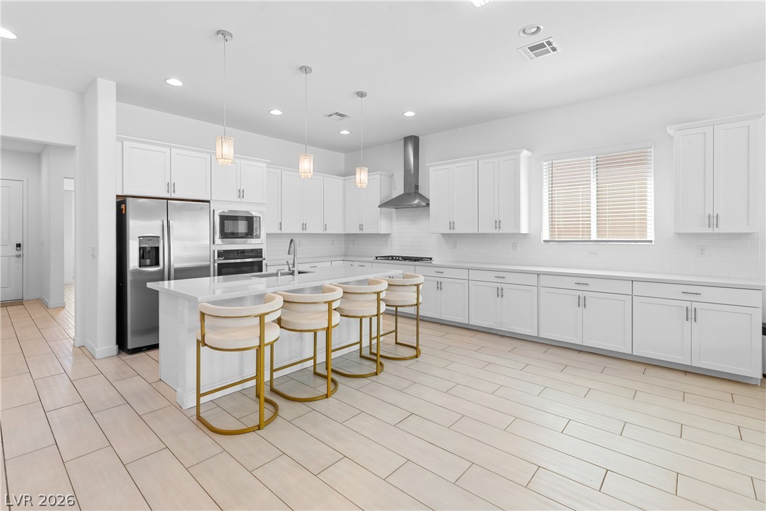 10205 Tumbaga Street Property Photo 2