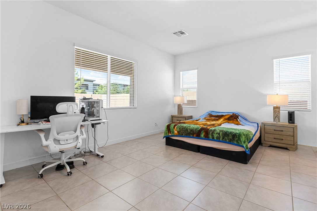 10205 Tumbaga Street Property Photo 4