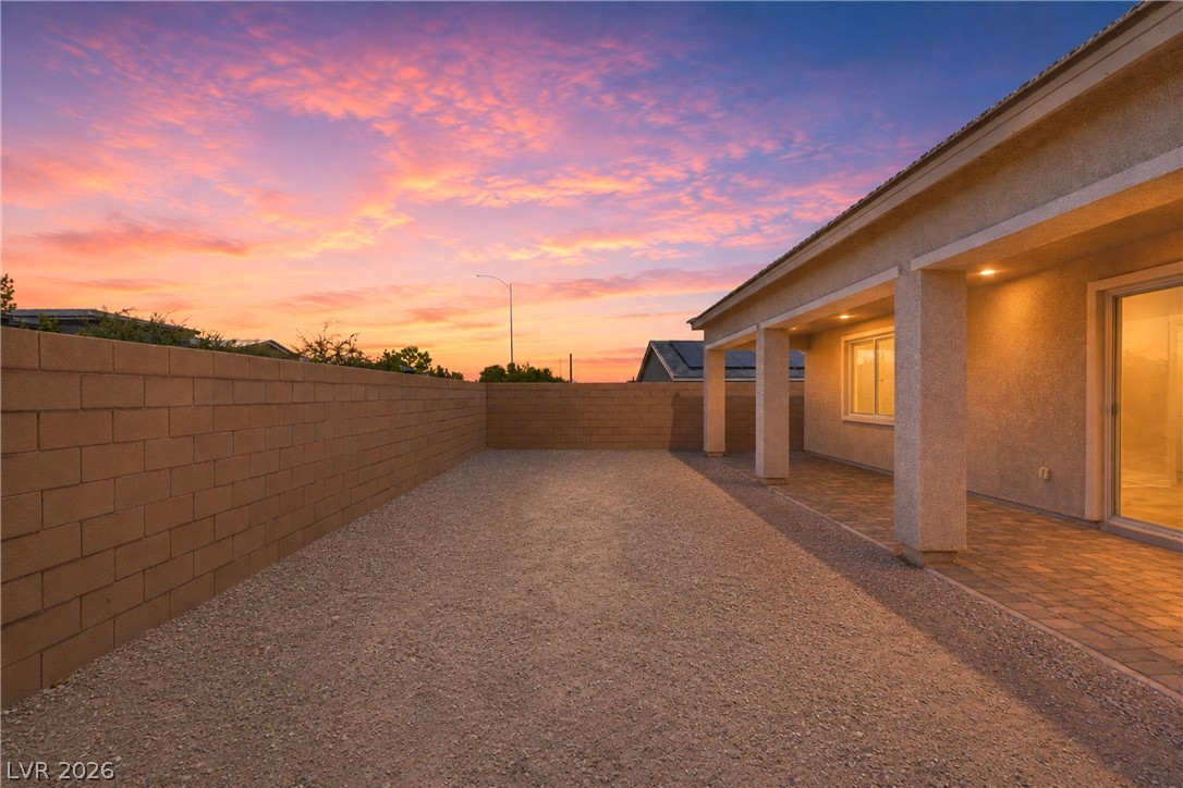10205 Tumbaga Street Property Photo 33