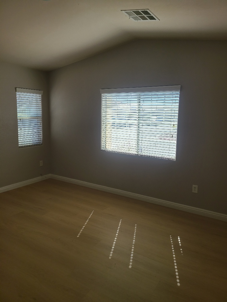 4820 Violet Bay Court - Property Photo 6