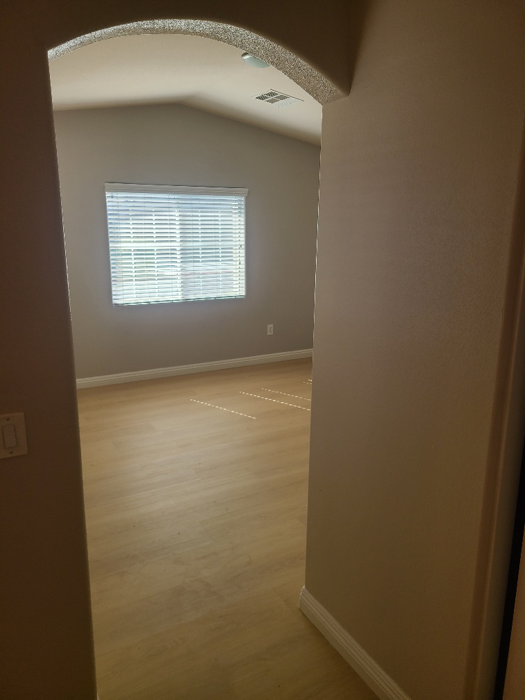 4820 Violet Bay Court - Property Photo 8