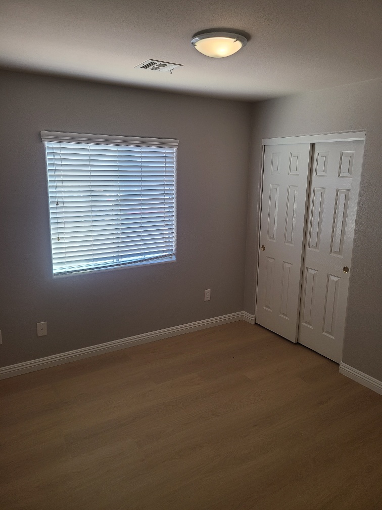 4820 Violet Bay Court - Property Photo 10