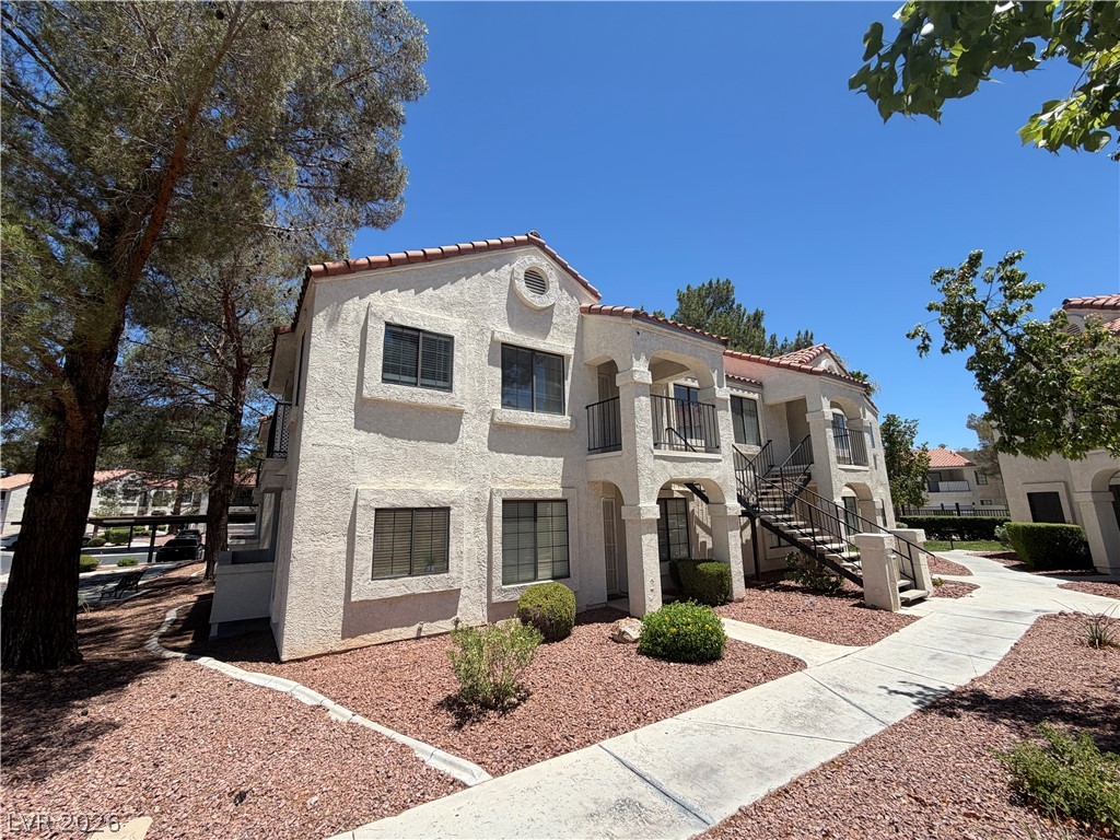 4848 Nara Vista Way 201 Property Photo 1