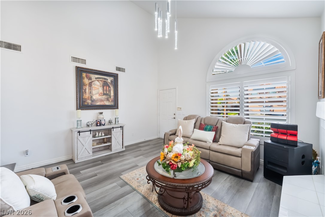 8205 Antler Pines Court Property Photo 8