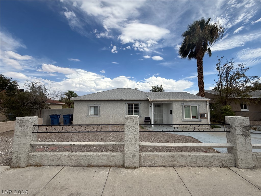 405 South 15th Street B Property Photo 1