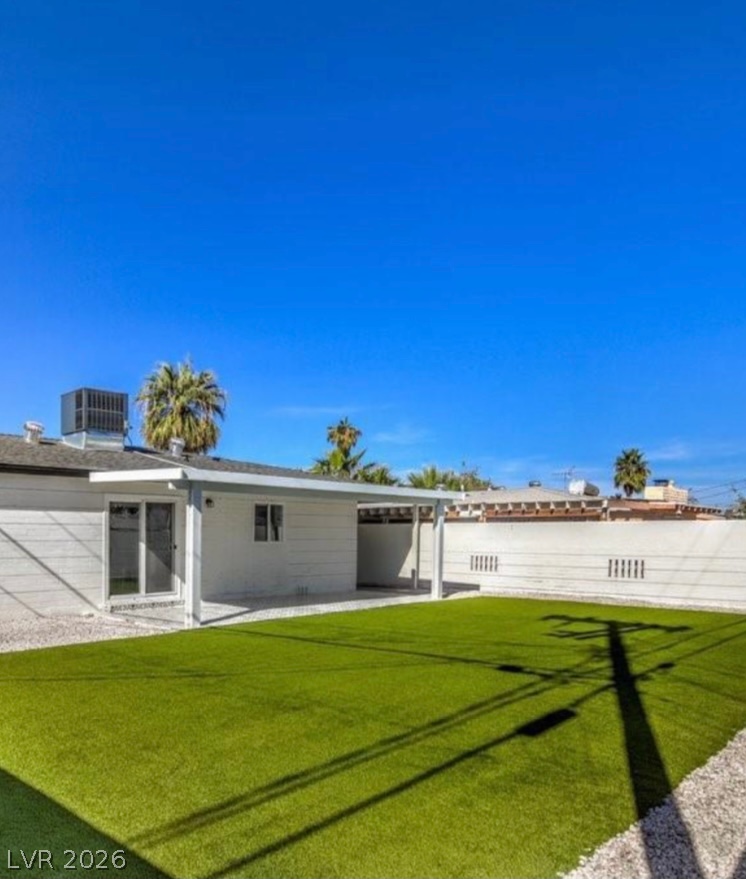 2217 Santa Paula Drive Property Photo 11