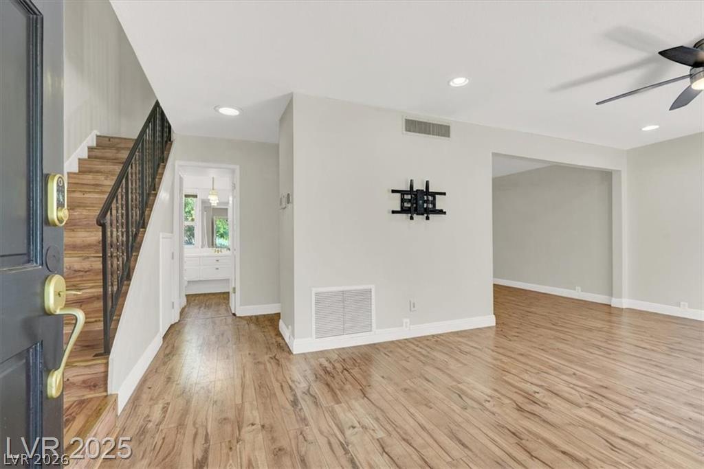 516 Tam O Shanter Property Photo 4