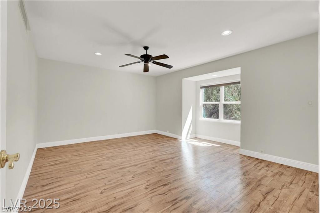 516 Tam O Shanter Property Photo 10