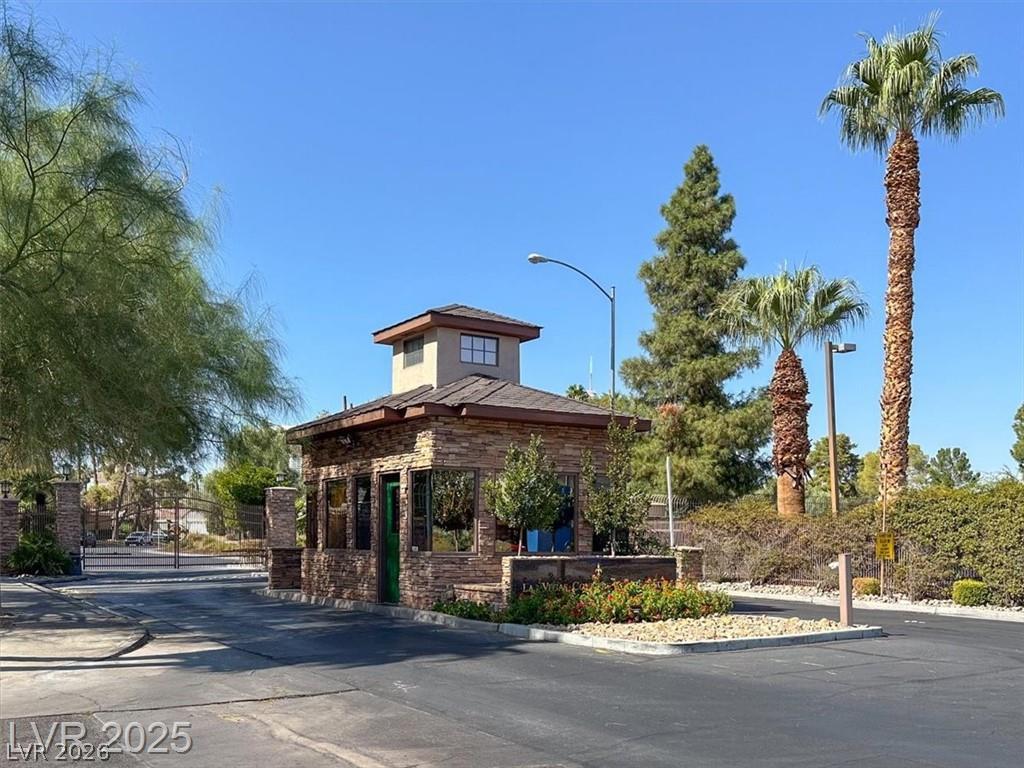 516 Tam O Shanter Property Photo 20