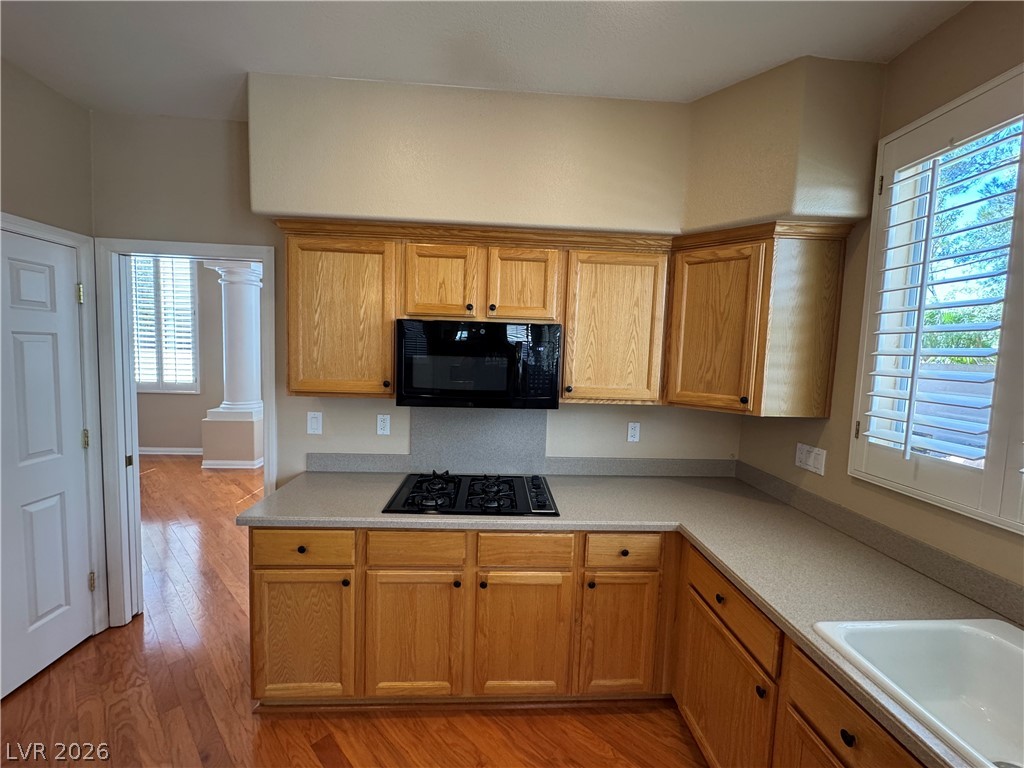 2109 Scarlet Rose Drive Property Photo 12