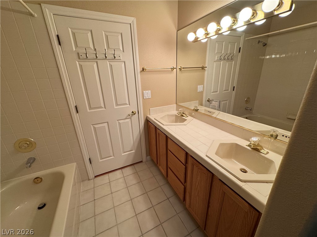 2109 Scarlet Rose Drive Property Photo 28