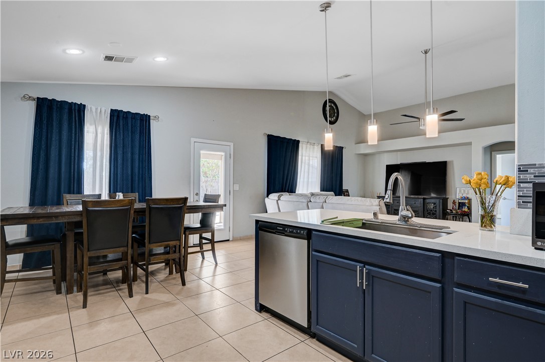 4409 Bucking Bronco Road Property Photo 15