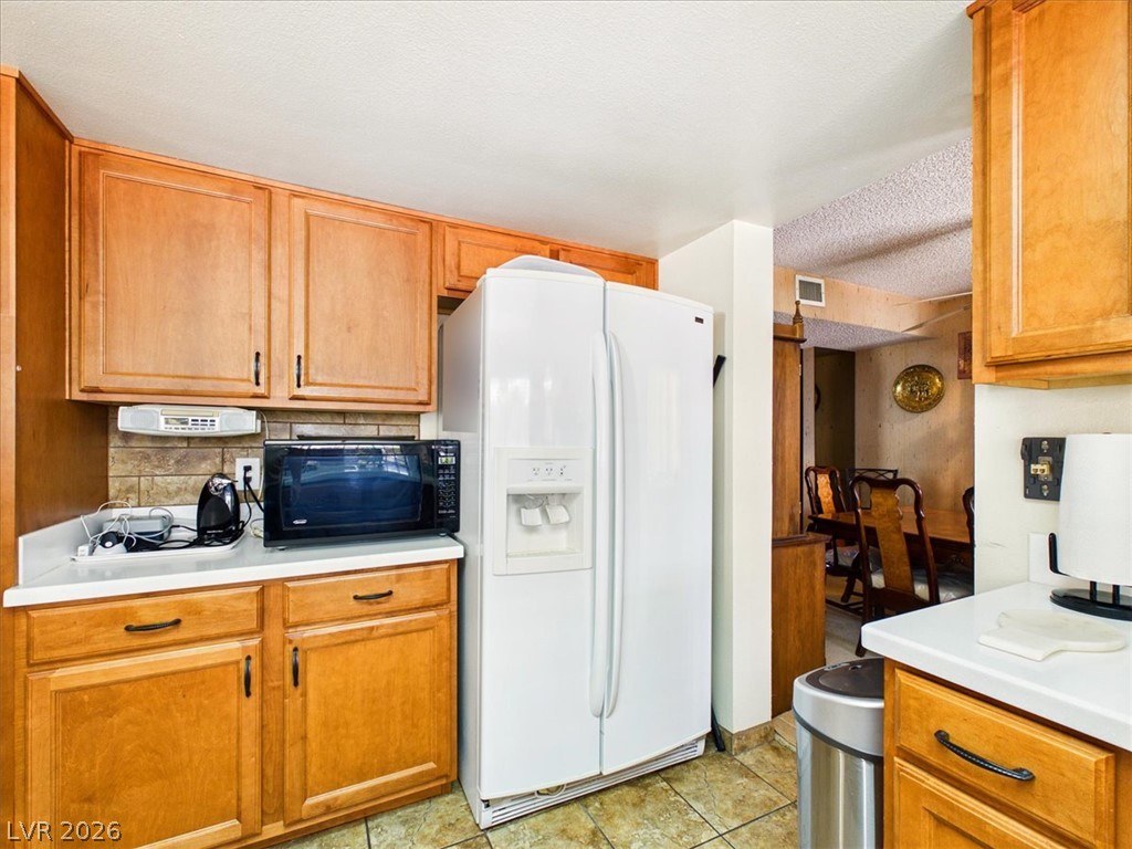 3885 Redwood Street Property Photo 42