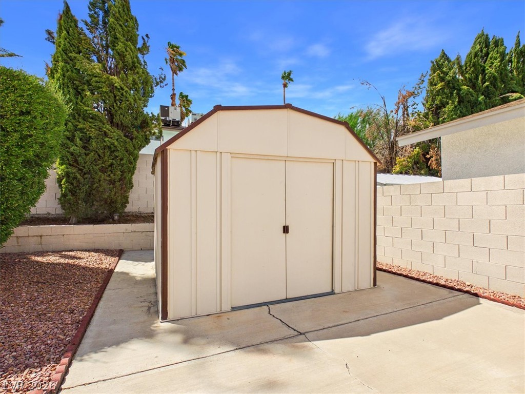 3885 Redwood Street Property Photo 85