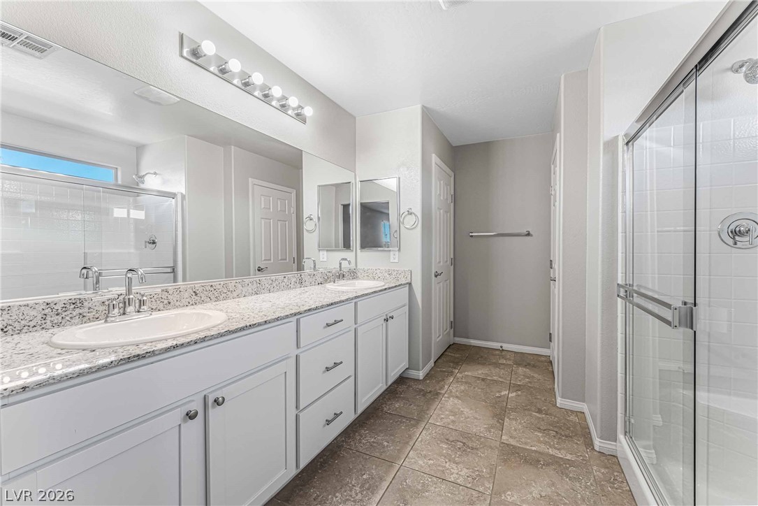 2611 Infinity Bay Court Property Photo 11