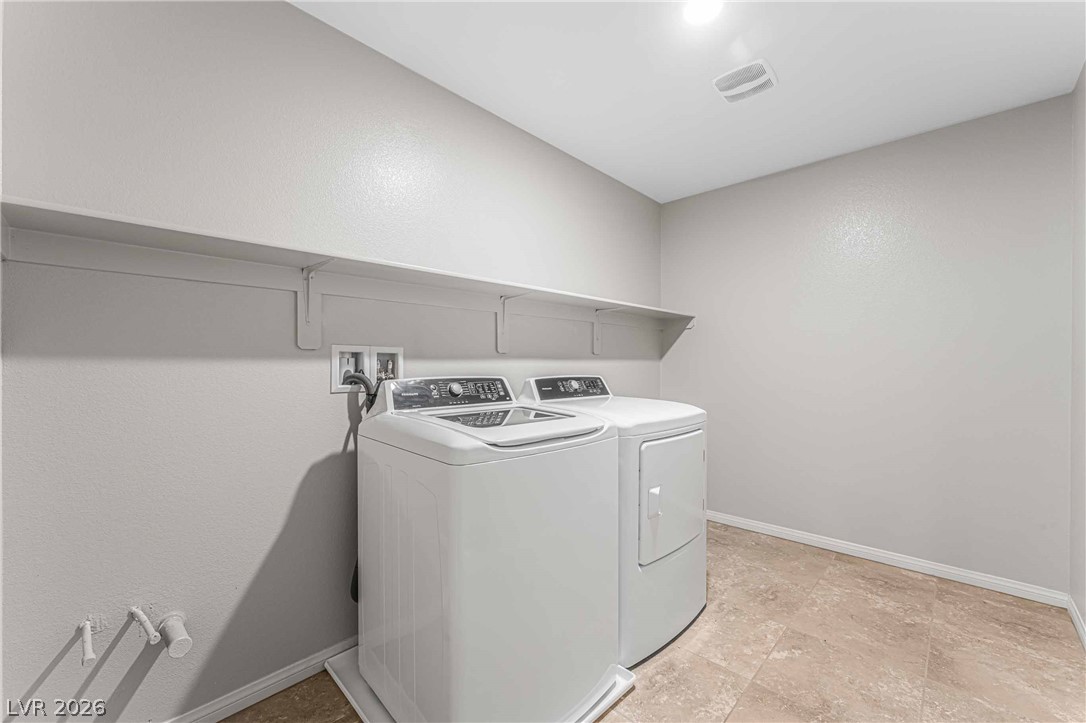 2611 Infinity Bay Court Property Photo 15