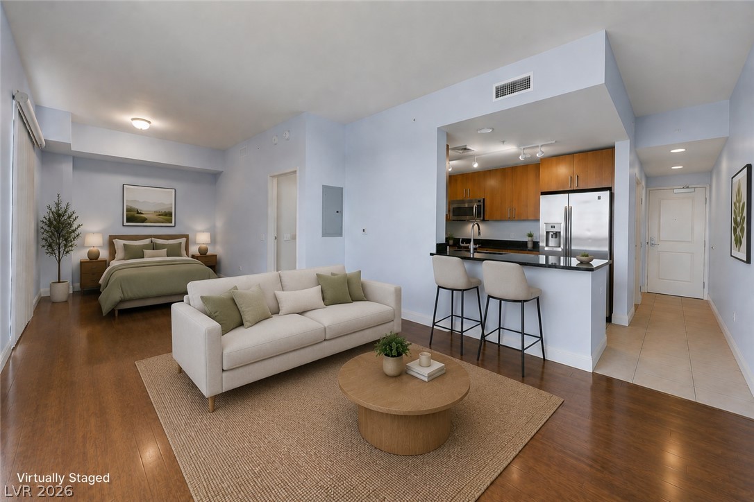 200 West Sahara Avenue 2909 Property Photo 2