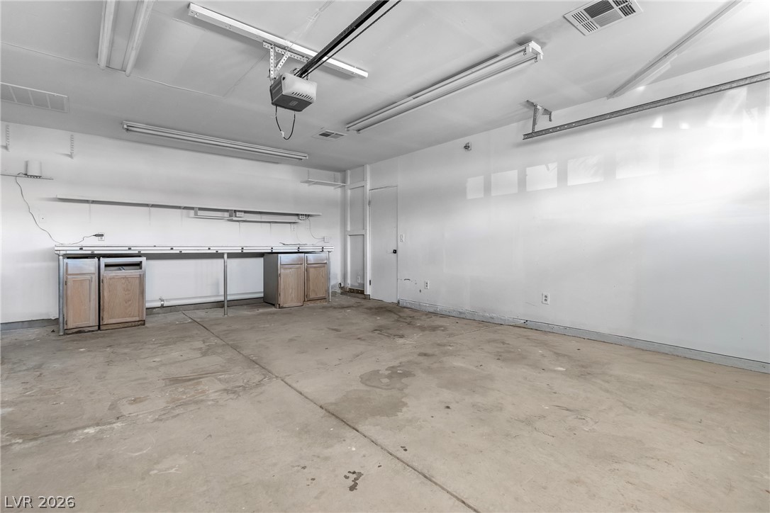 5134 West Desert Inn Road Property Photo 51