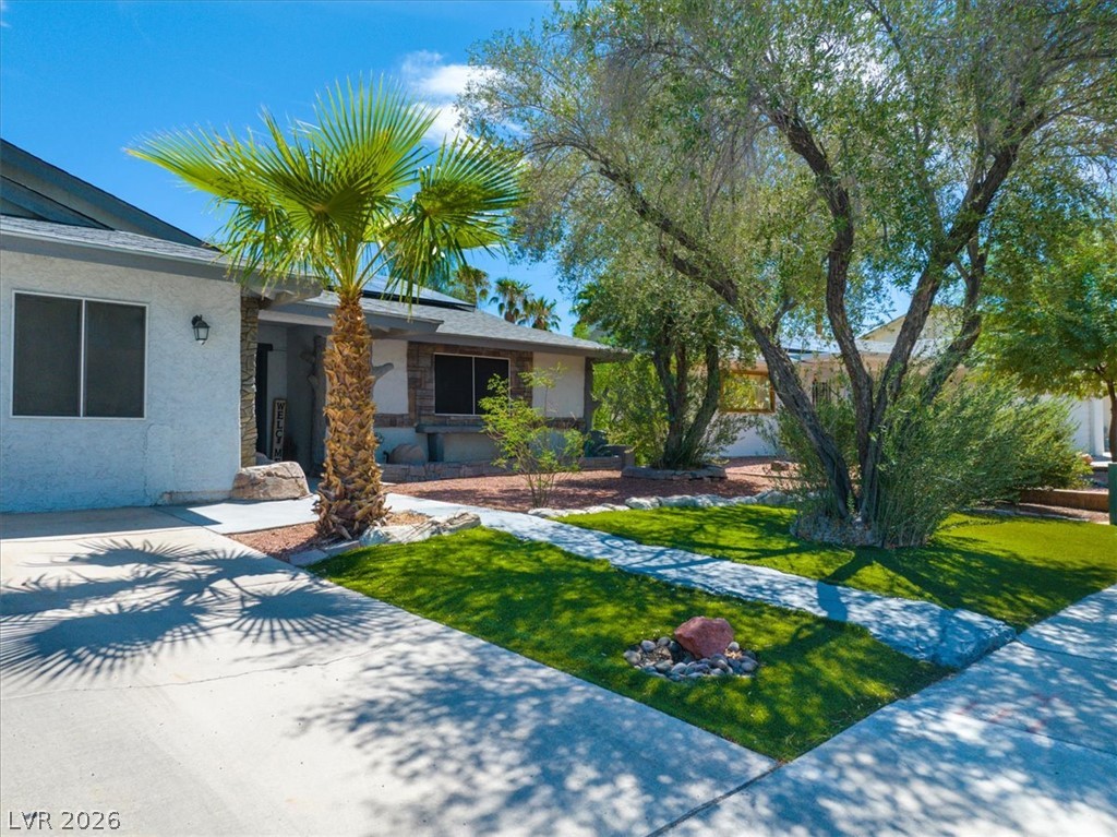 2402 El Tesoro Court Property Photo 2