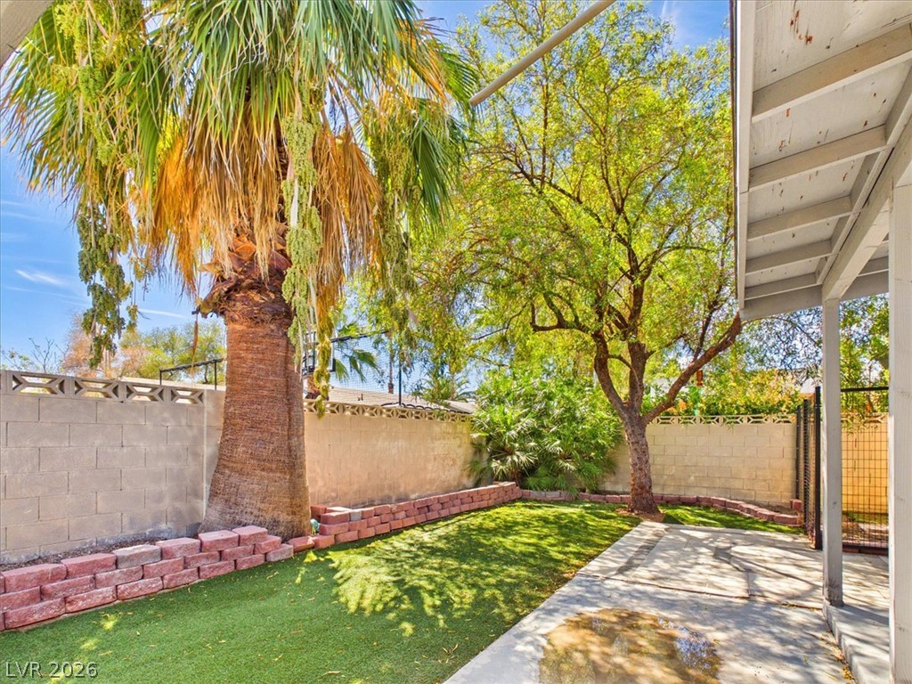2402 El Tesoro Court Property Photo 58