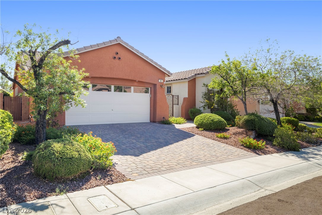 68 Alerion Street Property Photo 1