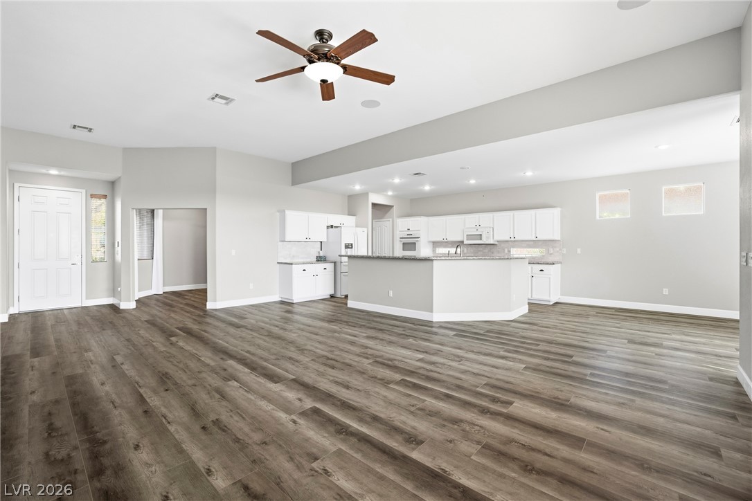 68 Alerion Street Property Photo 3
