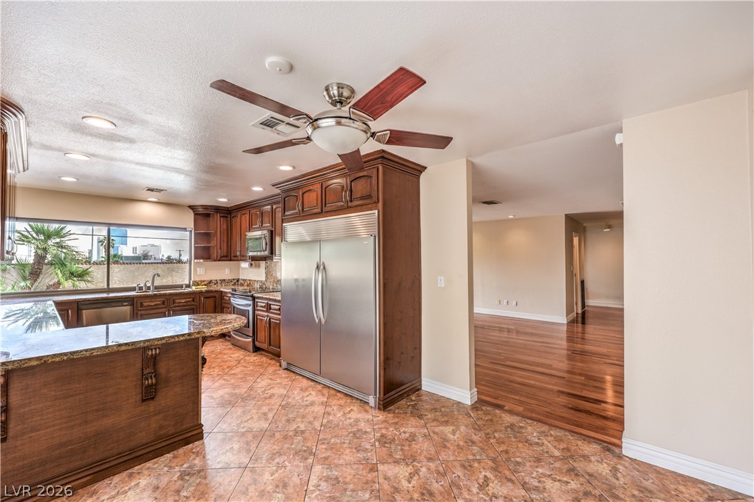 2617 Yardley Street Property Photo 11